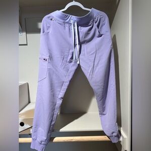Figs Zamora Jogger scrub pants lavender dew